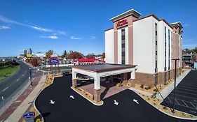 Hampton Inn & Suites Springfield Downtown